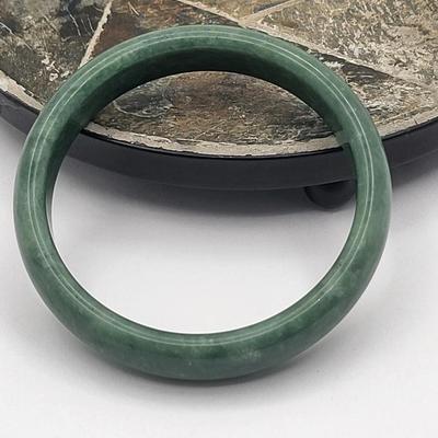 Green Quartz Stone Bangle