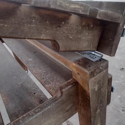 Wood Farmer's Market Display Stand Adjustable Tabletop