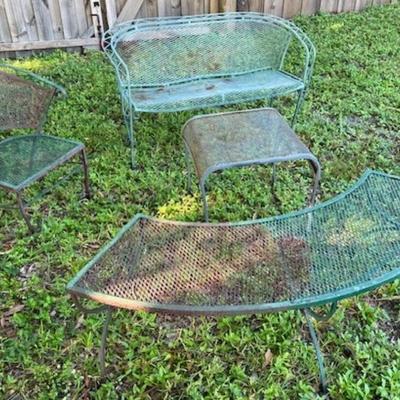 Russell Wright Style Patio Set
