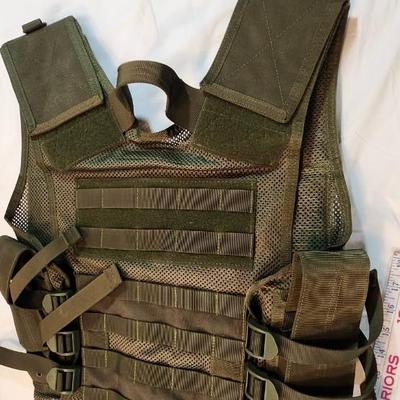 Condor ETV Elite Tactical Vest and practice throwing grenade