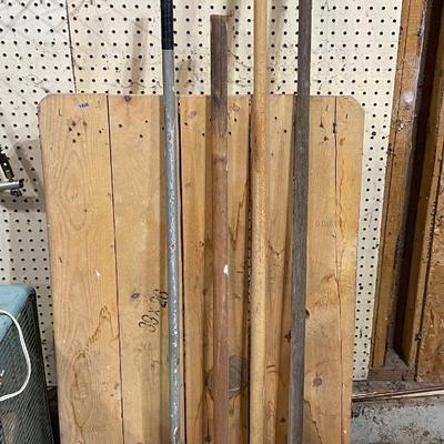 4 handles