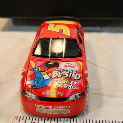 Terry Labonte #5 Kellogg's Marshmallow Blasted Froot Loops '99 1/24 Diecast