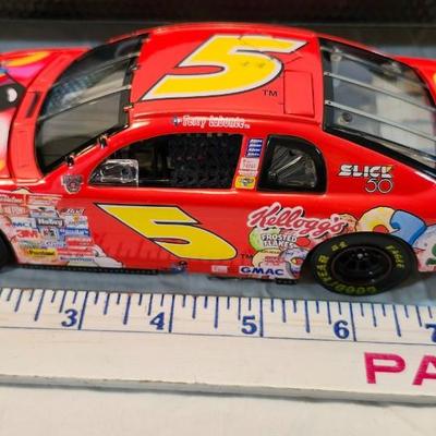 Terry Labonte #5 Kellogg's Marshmallow Blasted Froot Loops '99 1/24 Diecast