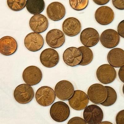 Over 250 Wheat pennies and one Steel 1943 wheat penny