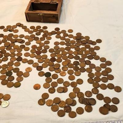 Over 250 Wheat pennies and one Steel 1943 wheat penny