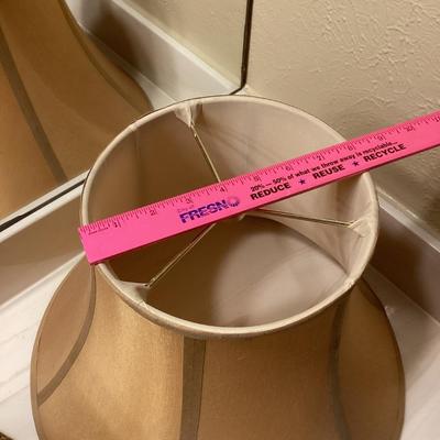 Lamp shade bundle