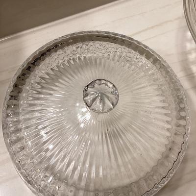 Clear glass cake plate