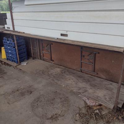 Metal Frame Tire Rack (No Contents)