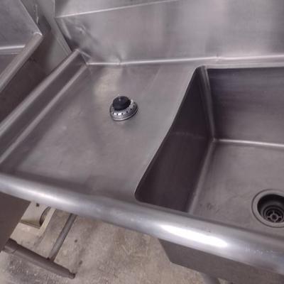 Commercial NSF Three Compartment Sink with Faucet Set and Drain Board Design
