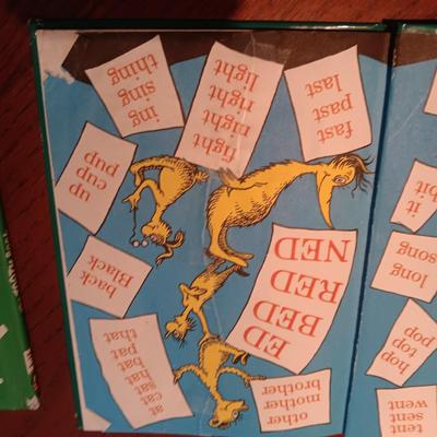 4 DR SEUSS BOOKS