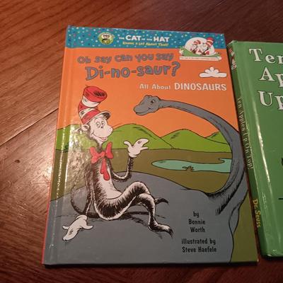 4 DR SEUSS BOOKS