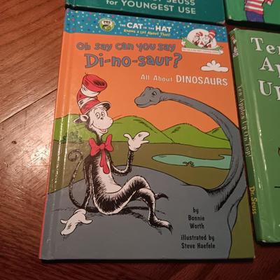 4 DR SEUSS BOOKS