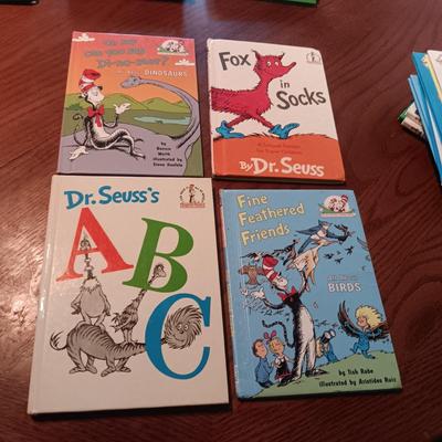 4 DR SEUSS BOOKS (3)