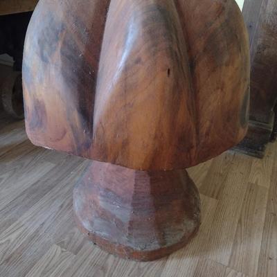 Chainsaw Wood Carved Mushroom