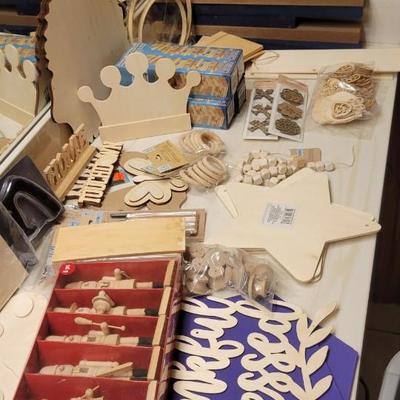 Wooden Arts and crafts bundle