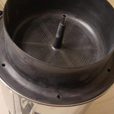 Coffee urn