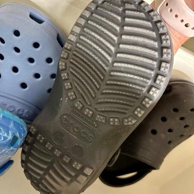 Lot of Children Crocs Shoes Size 1-3 Some like new