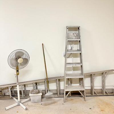 2 ladders, 6 and 8 ft. a. fan and some tools. Everything in photos