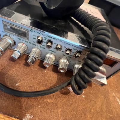 S76 Radio