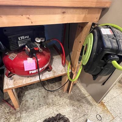 S52 Compressor and air hose