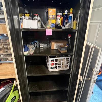 S38 Metal cabinet with contents