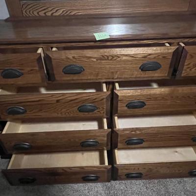 H12 Large dresser