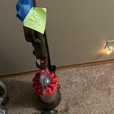 H11 Dyson Vacuum needs to be cleaned