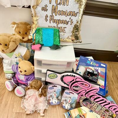 Little Girl Fun! Drawers full of things for little girls