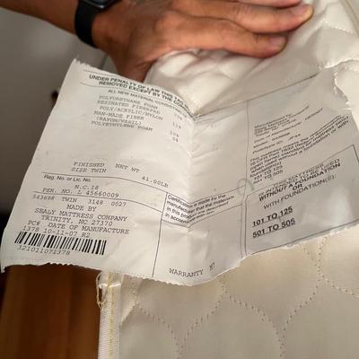Matching Pair of Twin Sleigh Beds (GB-RG)
