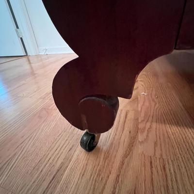 Matching Pair of Twin Sleigh Beds (GB-RG)