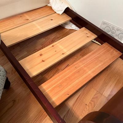 Matching Pair of Twin Sleigh Beds (GB-RG)