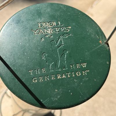 Droll Yankees The New Generation Bird Feeders (G-DZ)