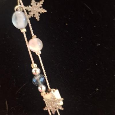 28 in necklace -Kendta Scott? Winter theme