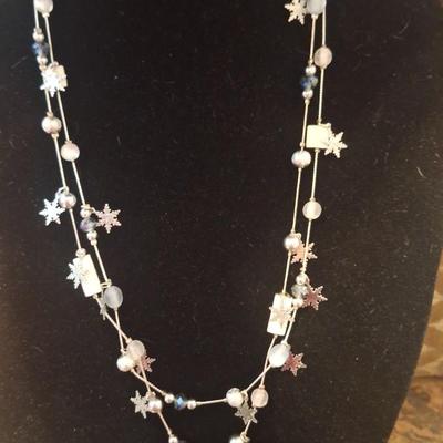 28 in necklace -Kendta Scott? Winter theme