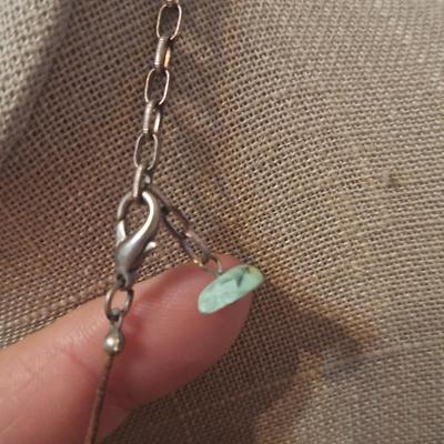 Turquoise chip necklace 18 inch