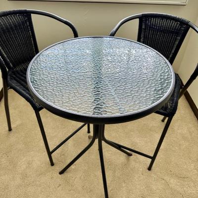 Like New High Top Set/ Table and 2 Chairs