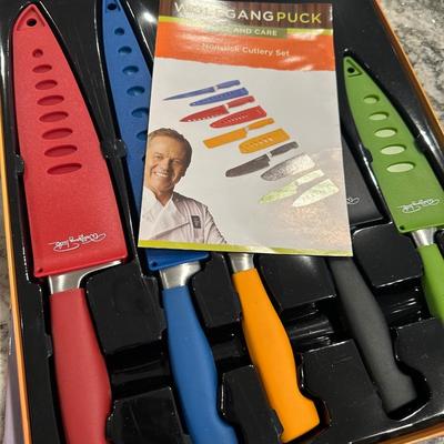 Brand New set of Wolfgang Puck Knives Set #2