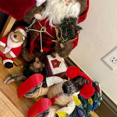 Lot of Christmas Items ~All in photos