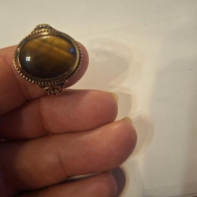 Copper ring with brown stone sz 8
