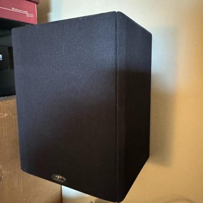 Paradigm Studio 40 ADP Dipole 5.1 speakers