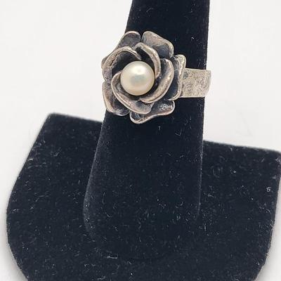 Sterling Rose & Genuine Pearl Ring 7.1gr