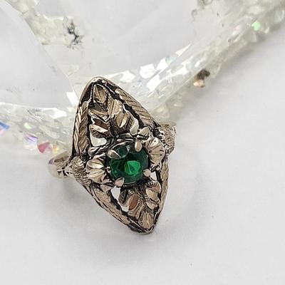 Silver Black Hills Ring With Emerald Stone 3.9gr