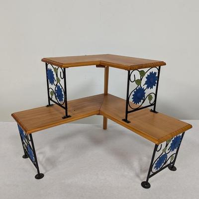 Metal/Wood Corner Shelf