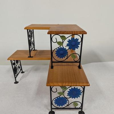 Metal/Wood Corner Shelf