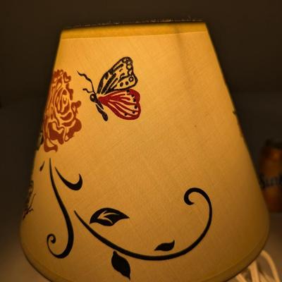 Porcelain Flower Rose Table Lamp