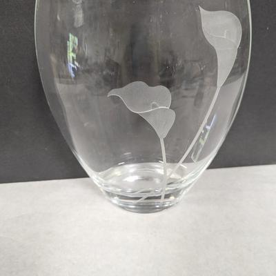Mikasa Calla Lily Glass Vase The Calla Lilies Are Etched In