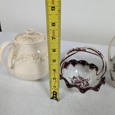 Vintage Crest-O-Gold Wedgwood Queen's Ware Home Decor China & Pottery Dishes