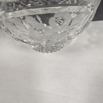 Vintage Fifth Avenue Etched Flower Crystal Tivoli Garden Glass Bowl Basket