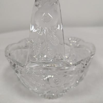 Vintage Fifth Avenue Etched Flower Crystal Tivoli Garden Glass Bowl Basket