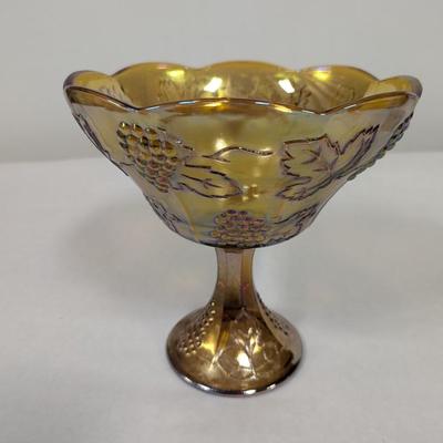 Vintage Indiana Glass Harvest Grape & Leaf Gold Fruit Bowl